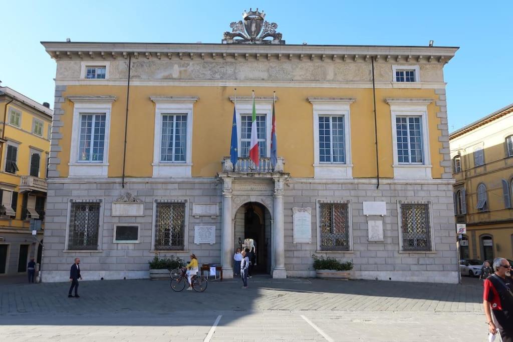 La Casa Di Loris Appartement Sarzana Buitenkant foto