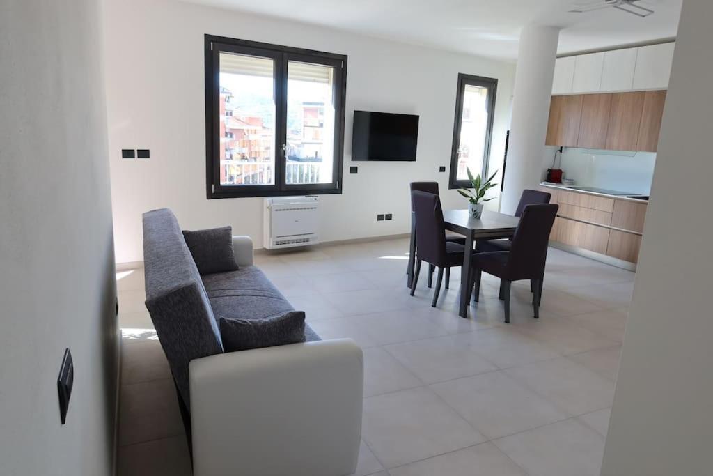 La Casa Di Loris Appartement Sarzana Buitenkant foto