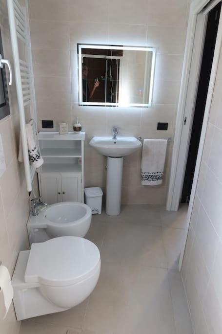 La Casa Di Loris Appartement Sarzana Buitenkant foto
