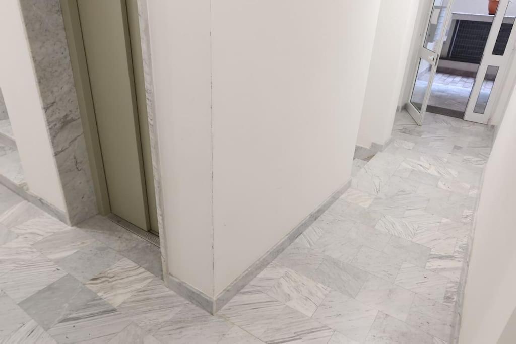 La Casa Di Loris Appartement Sarzana Buitenkant foto