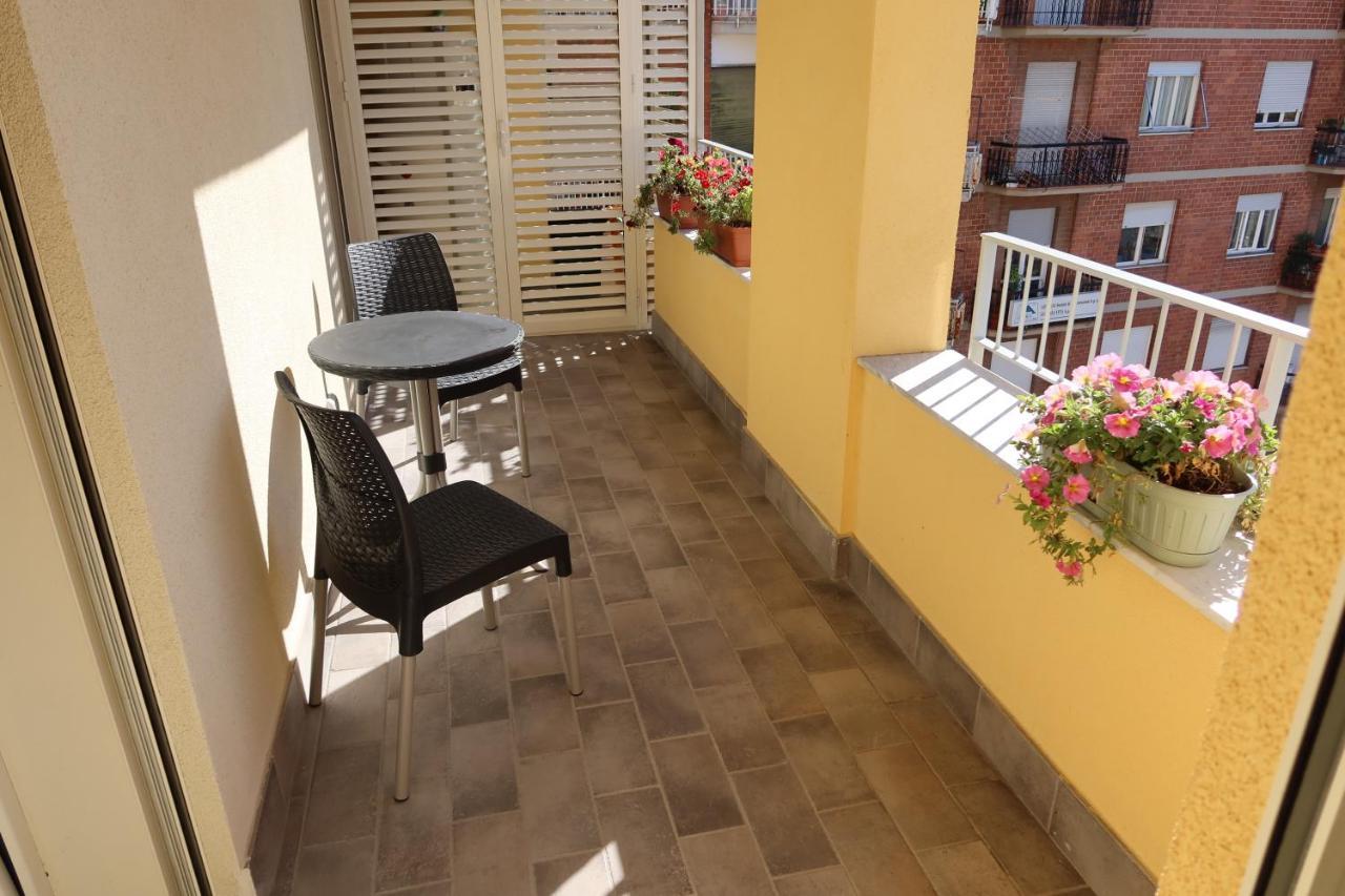 La Casa Di Loris Appartement Sarzana Buitenkant foto